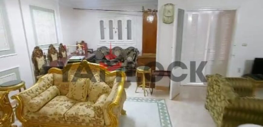 شقة 190 م² للبيع في شارع الاديب من ش سامية الجمل – المنصوره