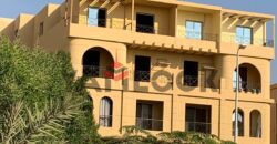 شقة في فيلا 125 م² للبيع في الحي العاشر المجاورة الثالثة فيلا 91