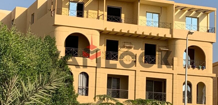 شقة في فيلا 125 م² للبيع في الحي العاشر المجاورة الثالثة فيلا 91