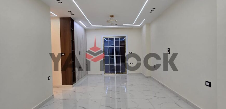 شقة 130 م² للبيع في حدائق الاهرام منطقة ل