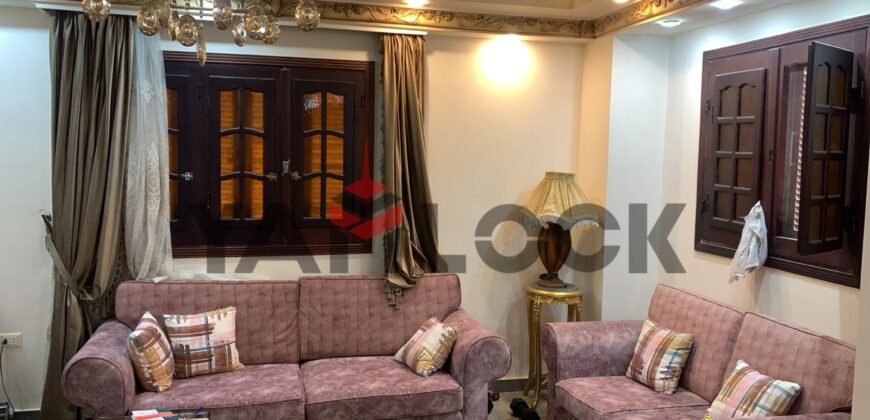 شقة 250 م² للبيع في الحي الحادي عشر – 6 أكتوبر