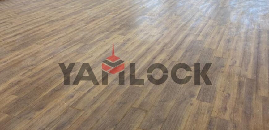 مكتب 148 م² للايجار متفرع من التسعين الجنوبي بجوار مول سنترو