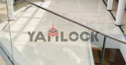 مكتب 148 م² للايجار متفرع من التسعين الجنوبي بجوار مول سنترو