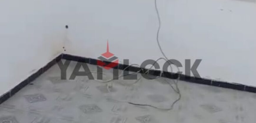 شقة 90 م² للبيع في الحي السادس امام نادي الشرطة