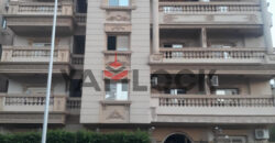 شقه للبيع فى البنفسيج ٥ فى التجمع الاول