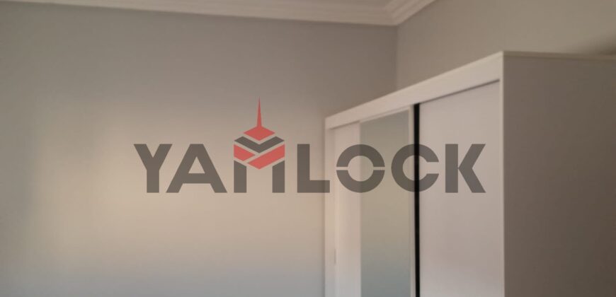 شقه للبيع فى البنفسيج ٥ فى التجمع الاول