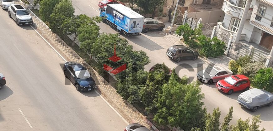 شقه للبيع فى البنفسيج ٥ فى التجمع الاول