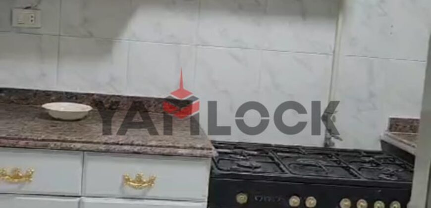 شقة 120 م² للبيع علي كورنيش الاسكندرية – ميامي