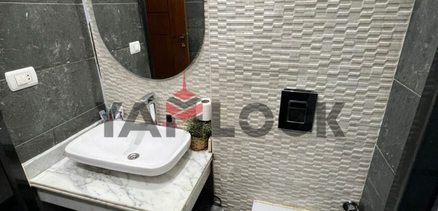 شقة 187 م² للبيع في المنطقة السابعة المجاورة 1 – الشروق