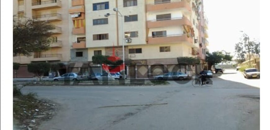 محل تجاري 240 م² للبيع في شارع الجلاء – بورفؤاد