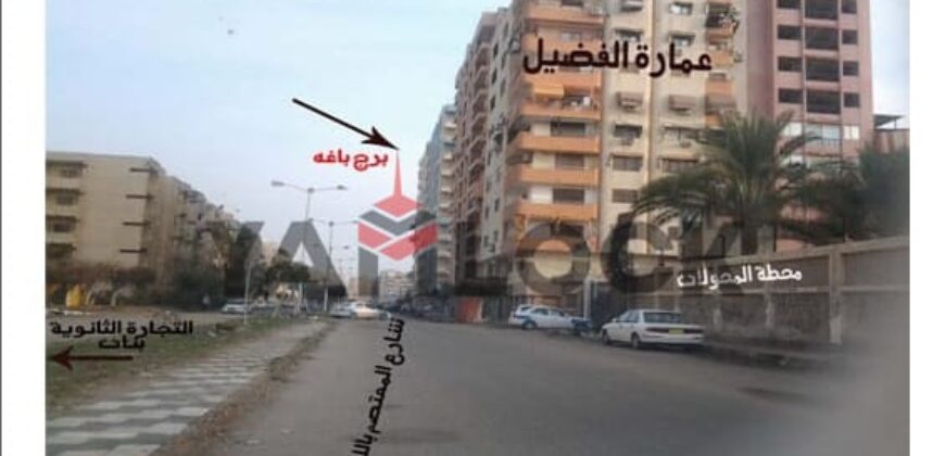 محل تجاري 240 م² للبيع في شارع الجلاء – بورفؤاد