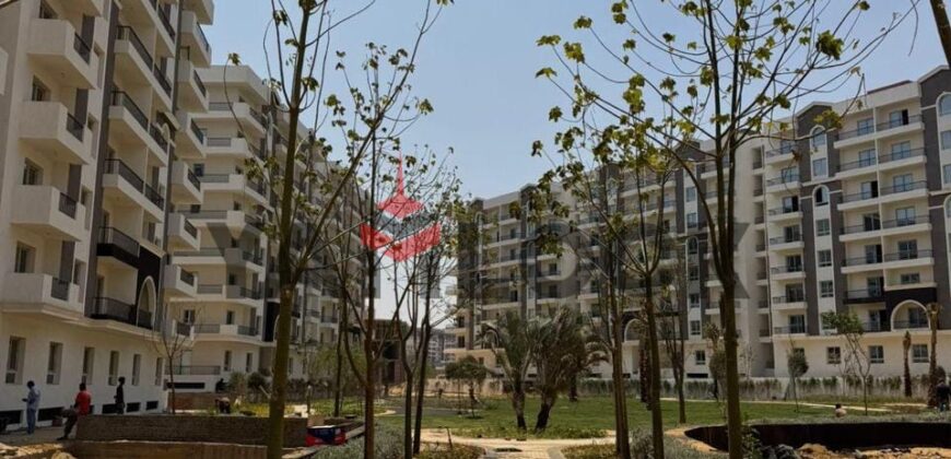 شقة 135 م² للبيع في كمبوند نادي أعضاء الجهاز المركزي للمحاسبات – القاهرة الجديدة