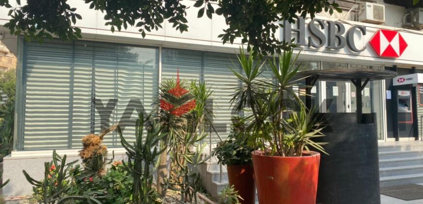 محلين تجاريين متجاورين 370 م² للبيع في مصر الجديدة ميدان سفير