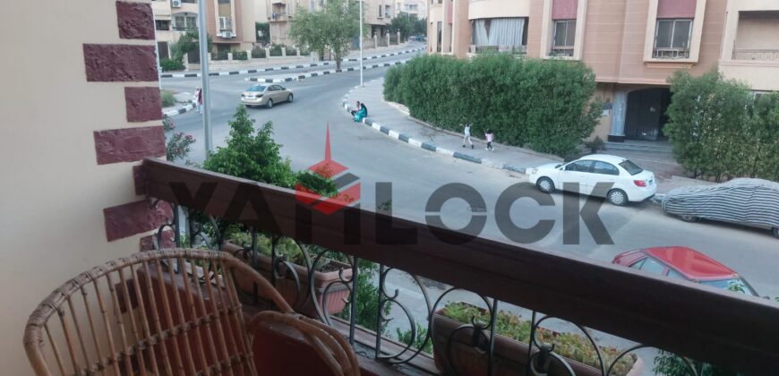 شقة 130 م² للبيع في كمبوند نزهة العبور الحي الثامن