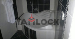 شقة 155 م² للبيع بالتجمع الخامس بمنطقة النرجس عمارات علي محور جمال عبد الناصر