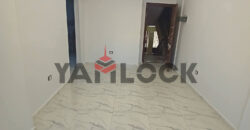 شقة 90 م² للبيع بعمارات نقابات الحى الثامن بالعبور أمام مدرسة علي ابن ابى طالب