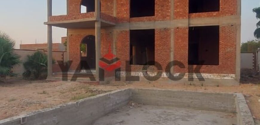 فيلا 450 م² للبيع في كمبوند الريف الأوروبي – طريق مصر اسكندريه الصحراوي الكيلو 58