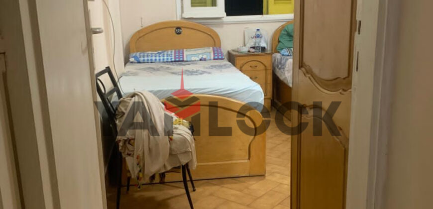 مبنى سكني 305 م² للبيع في شارع الثورة – مدينة نصر