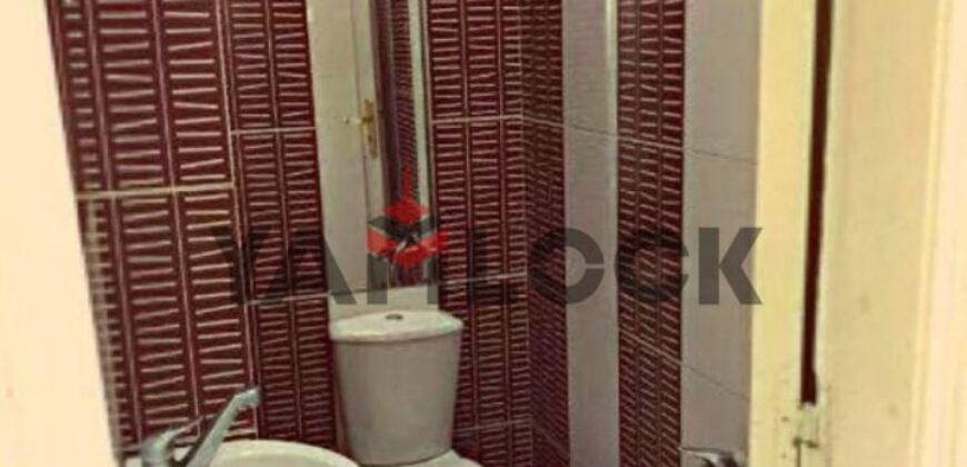 مكتب اداري 80 م² للبيع في ابراج الفاروقيه شارع جسر السويس النزهه