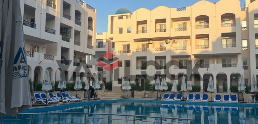 ستوديو 40 م² للبيع بمنتجع سانتورينى الساحل الشمالي أمام فندوق تيوليب