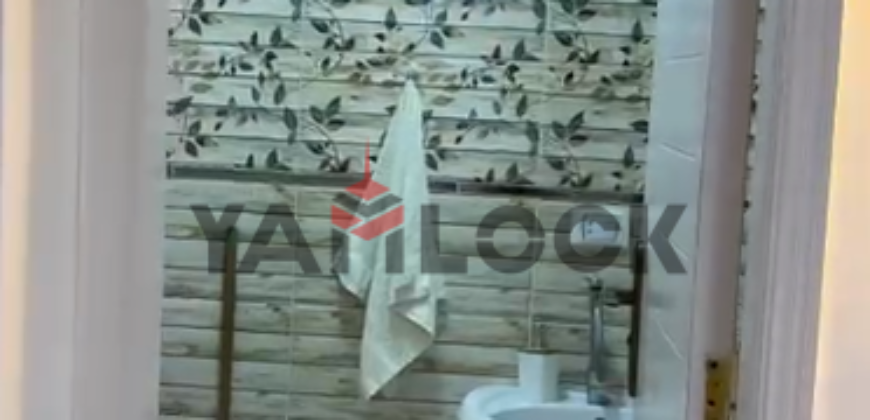 شقة 160 م² للبيع في العبور الحي الأول شارع القسم واجهة مباشرة على الشارع