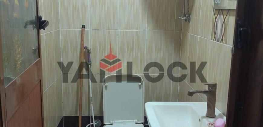 شقة 250 م² للبيع في حدائق الاهرام قريب من البوابه الثالثه منقرع منطقه واو