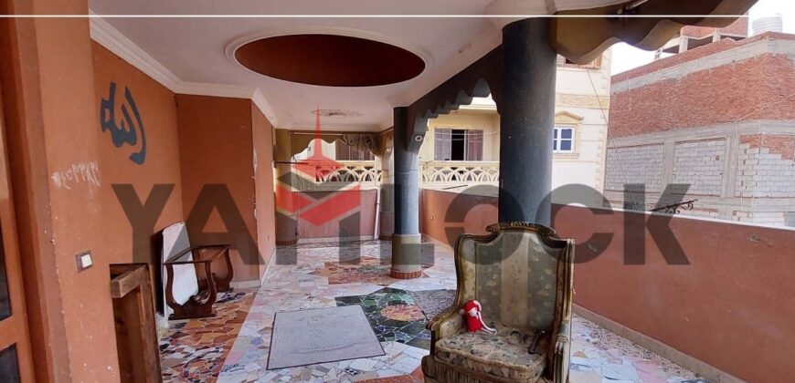 دوبلكس 420 م² للبيع في شارع هدي الاسلام تقاطع شارع 30 – سيدي بشر