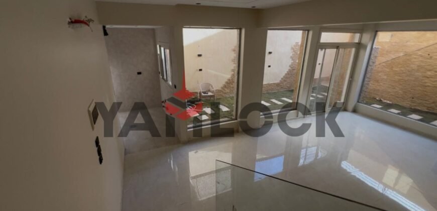 دوبلكس 180 م² للبيع في كمبوند المستثمرين – حدائق اكتوبر