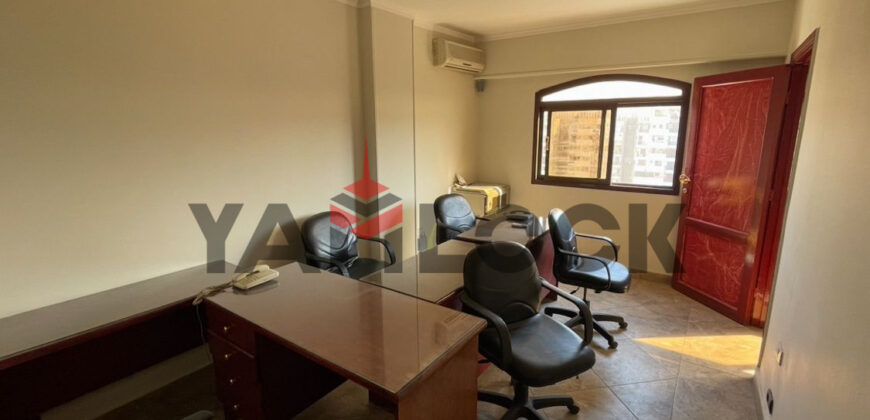 مكتب 150 م² للبيع في شارع حافظ رمضان امام مستشفى حسبو – مدينة نصر