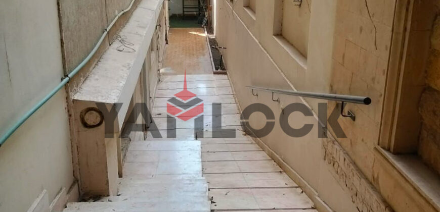 بيزمنت 150 م² للبيع عند مسجد الشربيني الحي السادس – العبور