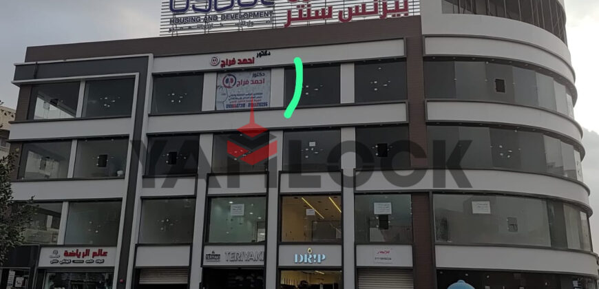 مكتب اداري 48 م² للبيع مدينة العبور الحي الاول بمول اصول