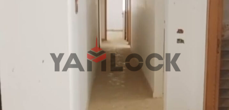 بيزمنت 220 م² للبيع بالحي الثالث العبور