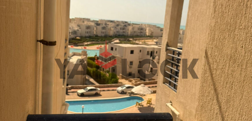 شقة 75 م² للبيع بدون عفش في القرية ريماس الكيلو ٧٨ – الساحل الشمالي