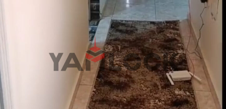 شقة 200 م² للبيع في شارع العزيز بالله جسر السويس