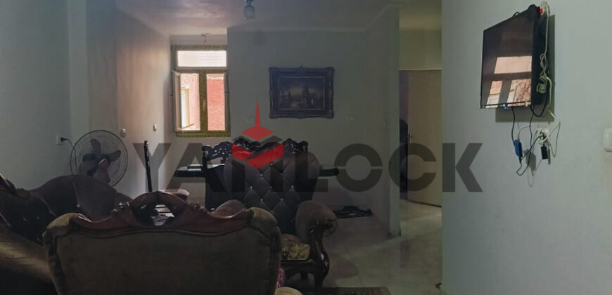 شقة 125 م² للبيع في شارع العشرين امام كوبري – عين شمس