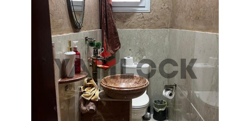 فيلا – مستقلة 1230 م² للبيع تشطيب ألترا لوكس – إطلالة حديقة في القاهرة الجديدة