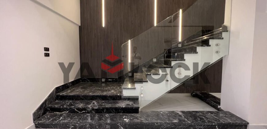فيلا توين هاوس  255 م² للبيع في Evergreen Compound