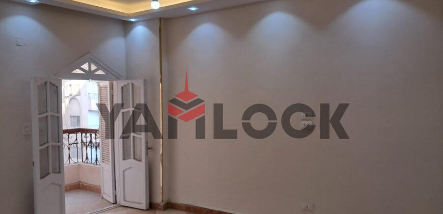 شقة 160 م² في برج مرخص على شارع المنشيه الرئيسي الطالبيه ميدان الساعه