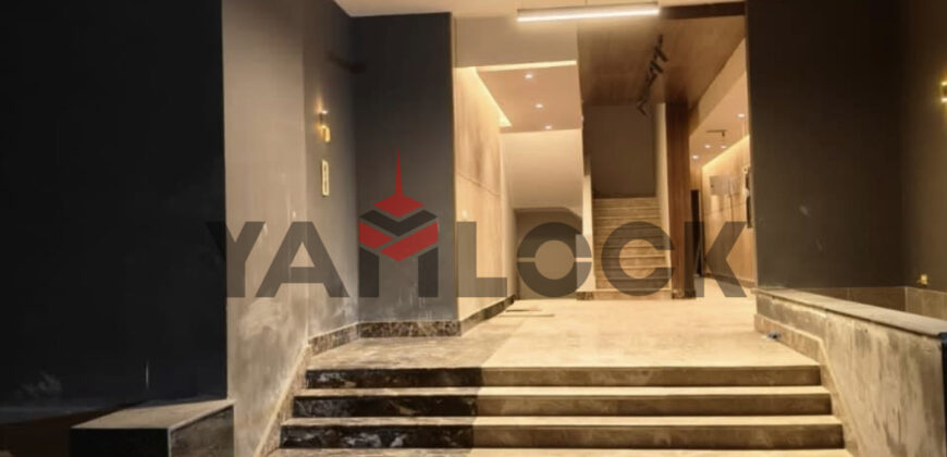 شقة في ميني كمبوند 4 عماير 128م² في الهضبة الوسطي الحي التاني علي محور ياسر رزق امام عبلة الكحلاوي