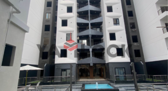 شقة في ميني كمبوند 4 عماير 128م² في الهضبة الوسطي الحي التاني علي محور ياسر رزق امام عبلة الكحلاوي