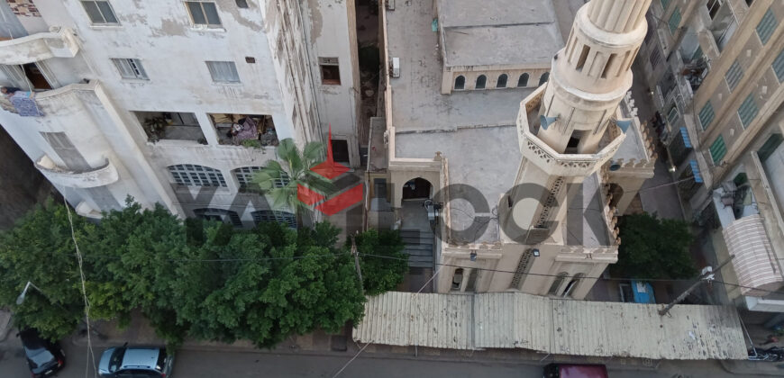 شقة 160 م² للبيع في شارع بورسعيد الرئيسى بعد دوران سبورتنج عند بنك القاهرة – الاسكندرية