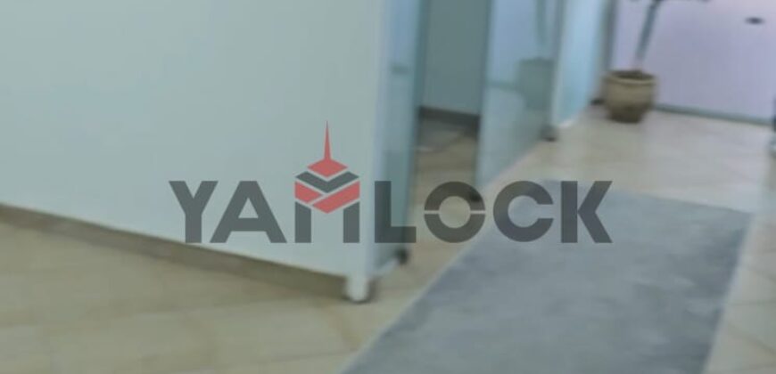 محل تجاري 330 م² للايجار في شارع 90 الشمالي