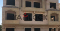 مبنى سكني 680 م² للبيع في الشيخ زايد أمام الربوه