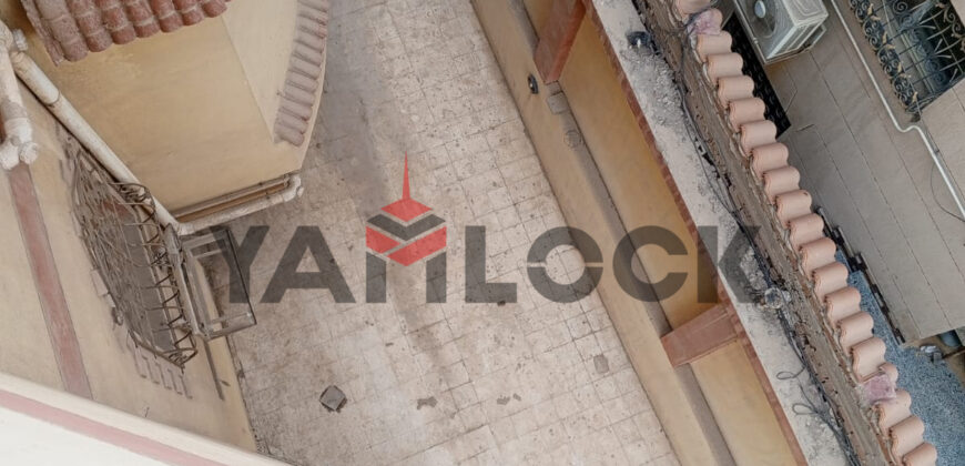 شقة بيزمنت 250 م² للبيع بجوار كافور العبور الحي السابع