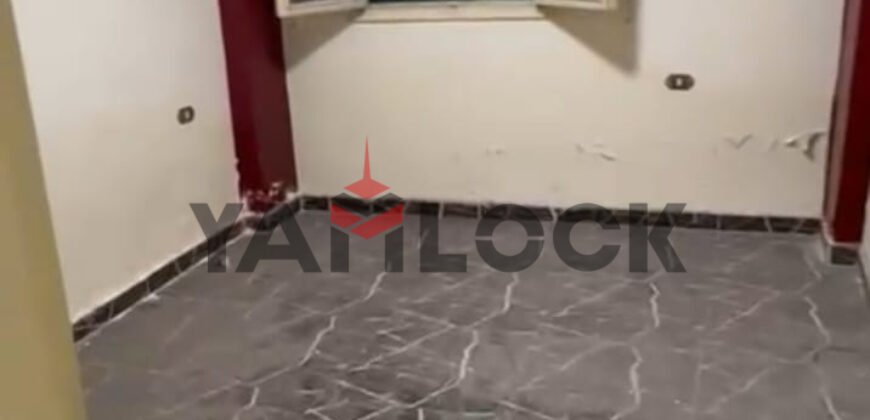 شقة تجاري 85 م² للبيع بميدان الساعة علي الموقف مباشرة – الاسكندرية