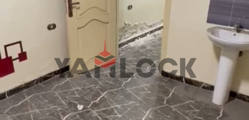 شقة تجاري 85 م² للبيع بميدان الساعة علي الموقف مباشرة – الاسكندرية