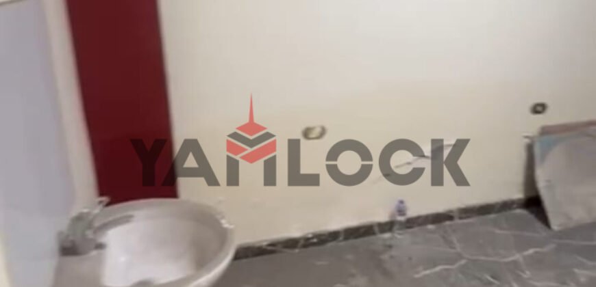 شقة تجاري 85 م² للبيع بميدان الساعة علي الموقف مباشرة – الاسكندرية