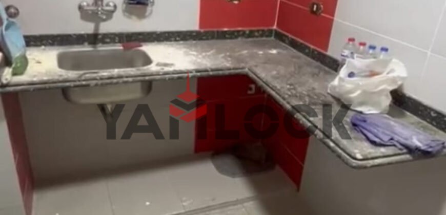 شقة تجاري 85 م² للبيع بميدان الساعة علي الموقف مباشرة – الاسكندرية
