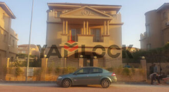 Standalone villa a 400 m² in Maxim residence Sherouk City- behind the British University