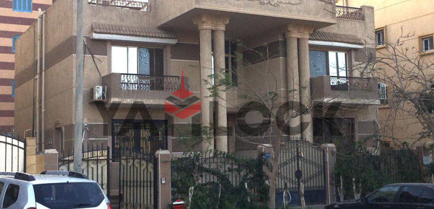 فيلا  300 م² للبيع في البنفسج القاهرة الجديدة